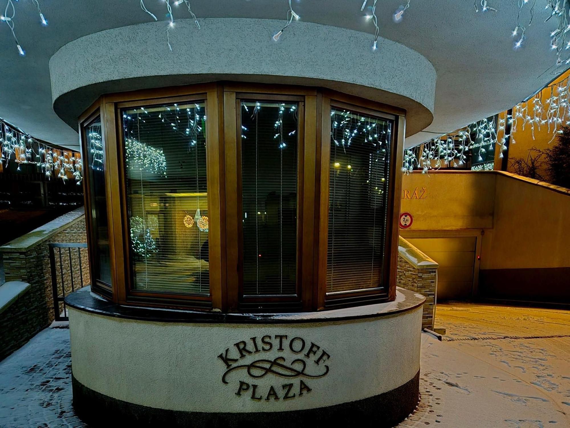 Aparthotel Kristoff Plaza Trencianske Teplice Trenčín Exterior foto